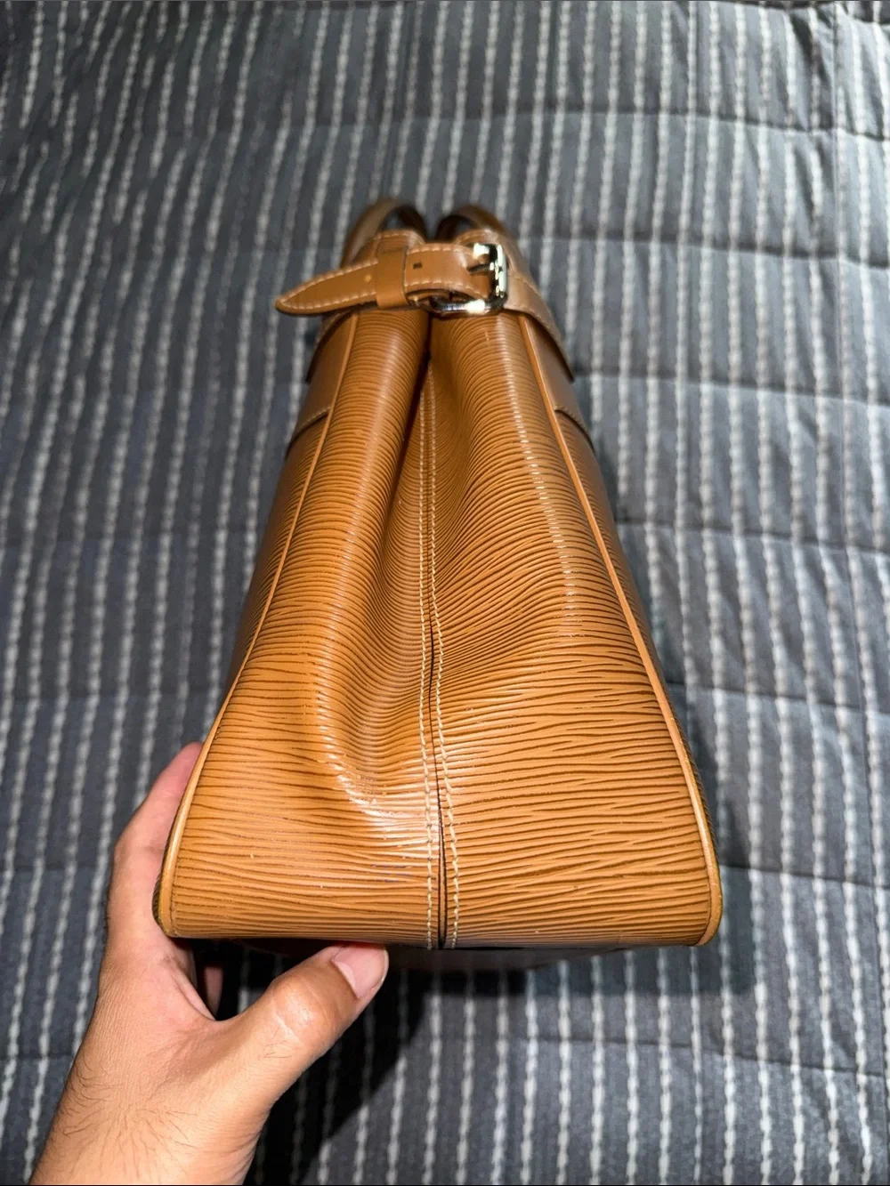 Louis Vuitton Passy GM Epi leather